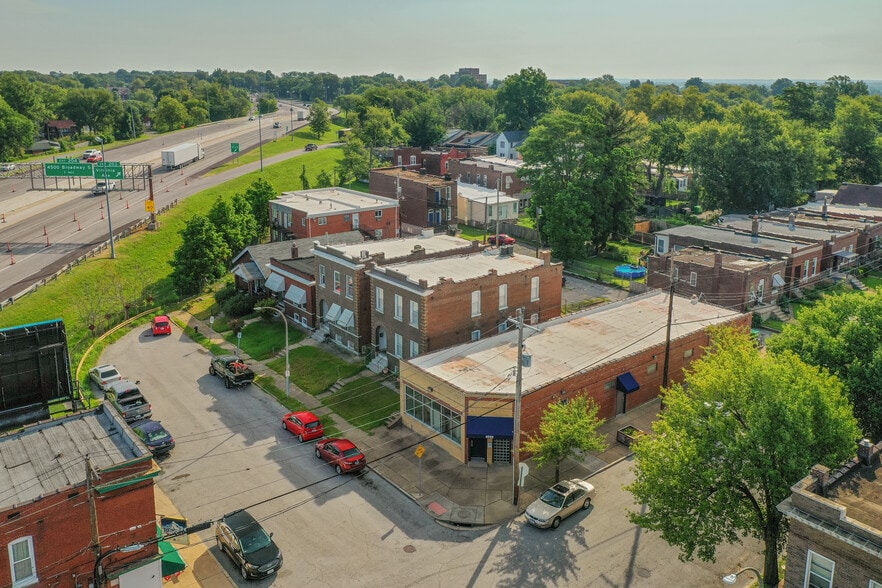 More Photos Of 6022 Virginia Ave, Saint Louis Freestanding For Sale