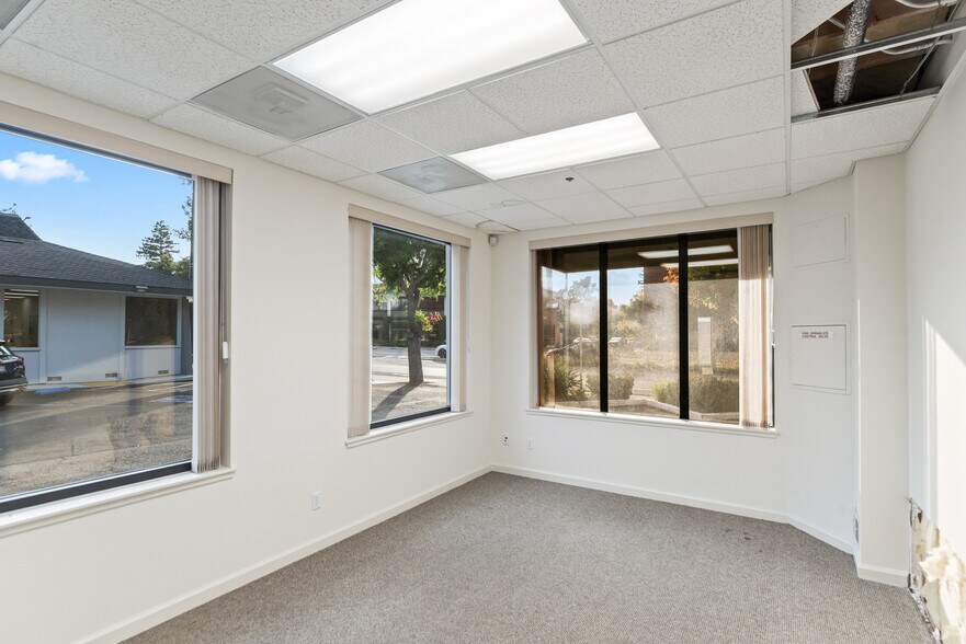 More Photos Of 477 S San Antonio Rd, Los Altos Medical For Sale