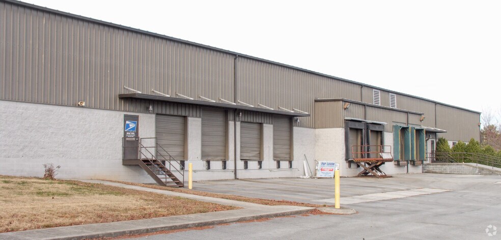 More Photos Of 1487 Amherst Rd, Knoxville Warehouse For Lease
