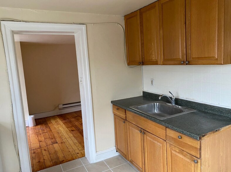 More Photos Of 264 Walnut St, Phoenixville Apartments For Sale