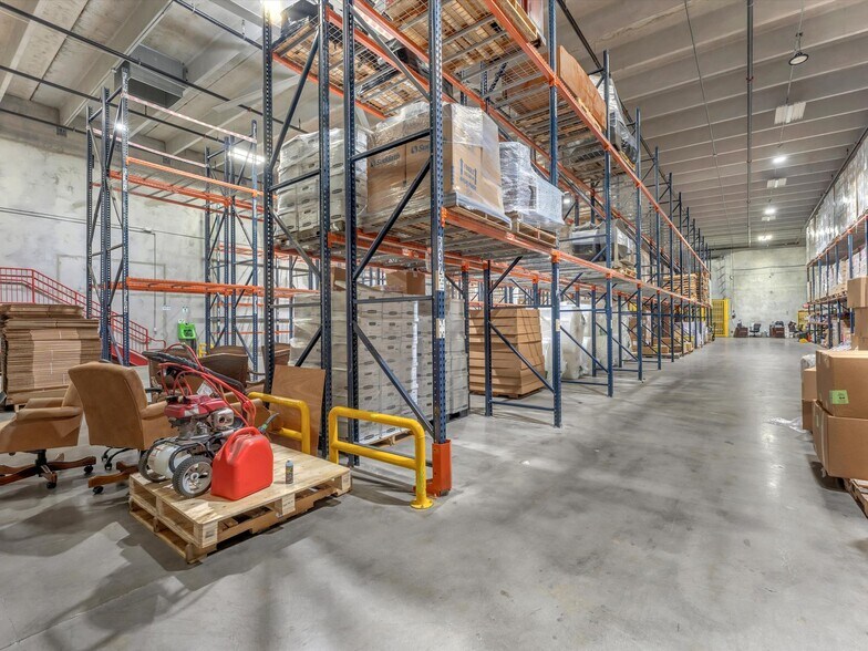 More Photos Of 2244 NW 114th Ave, Miami Warehouse For Sale