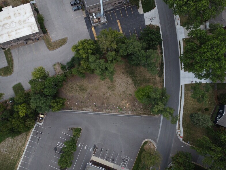 More Photos Of 4716 W 60th St, Mission Land For Sale