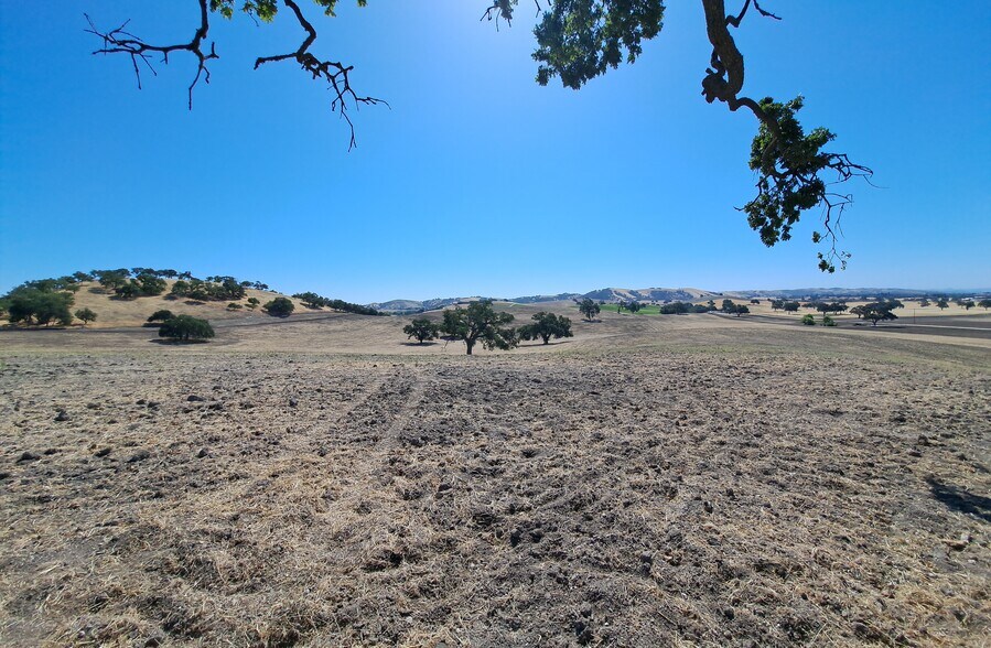 More Photos Of 993 Moss Ln, Templeton Land For Sale