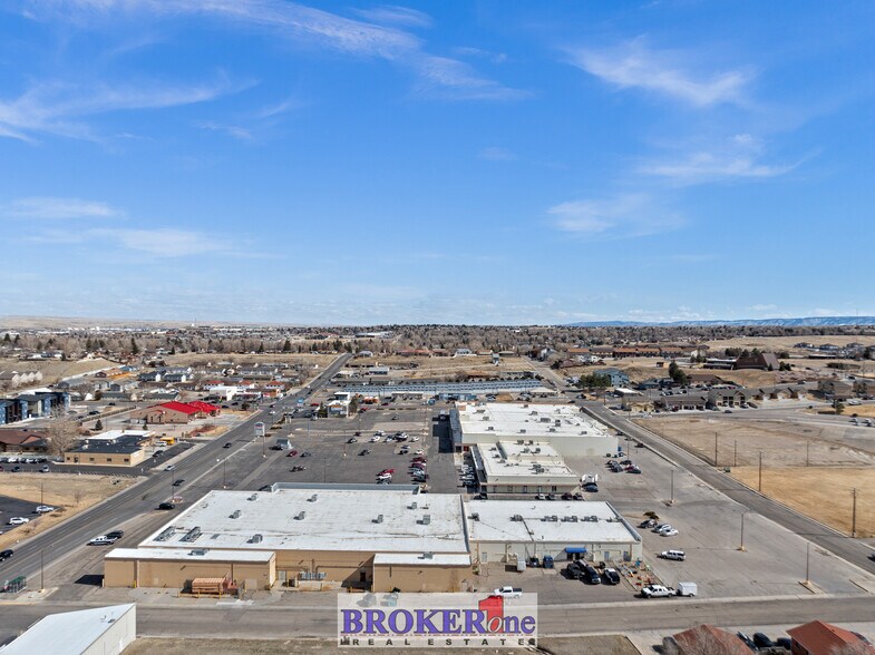 More Photos Of 2135 E 12th St, Casper Unknown For Lease