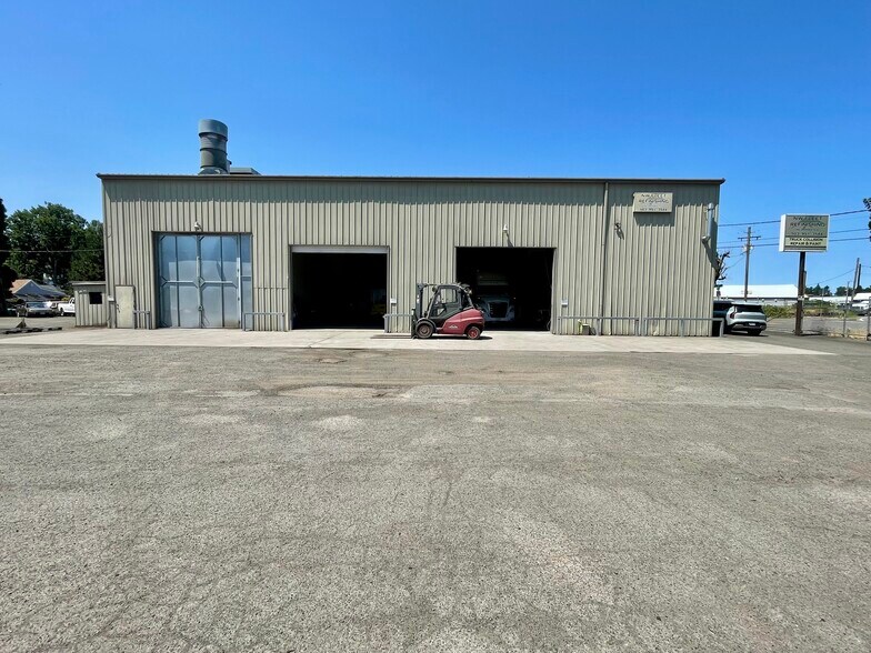 More Photos Of 9625 NE Vancouver Way, Portland Warehouse For Lease