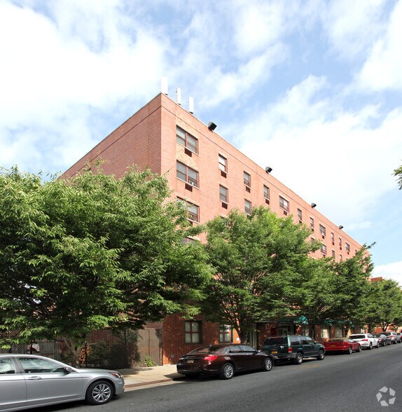 More Photos Of 360 Snediker Ave, Brooklyn Apartments For Lease