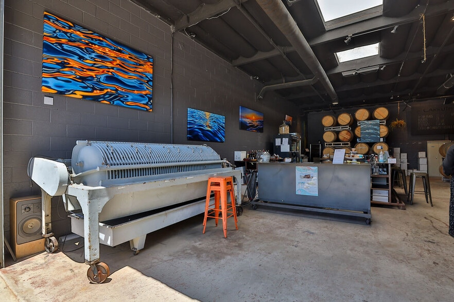 More Photos Of 118 S Cedros Ave, Solana Beach Storefront For Sale