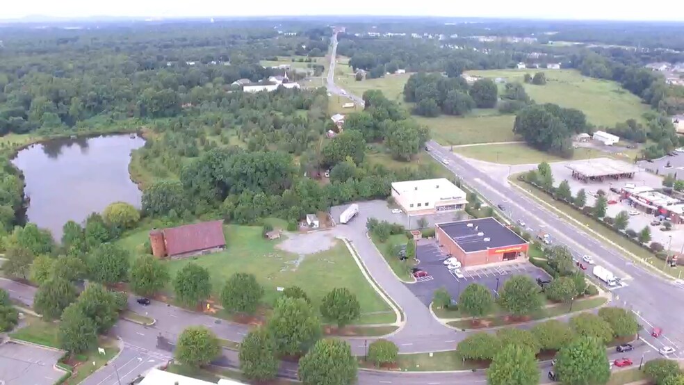 More Photos Of 715 River Hwy, Mooresville Land For Sale