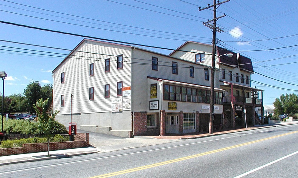 More Photos Of 583 Frederick Rd, Catonsville Office For Lease