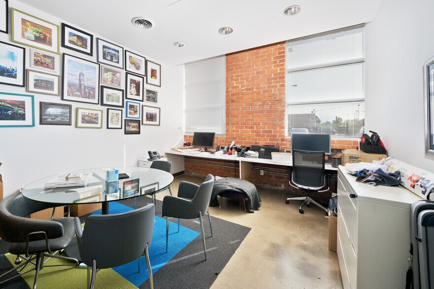 More Photos Of 3830 Clarington Ave, Culver City Loft Creative Space For Lease