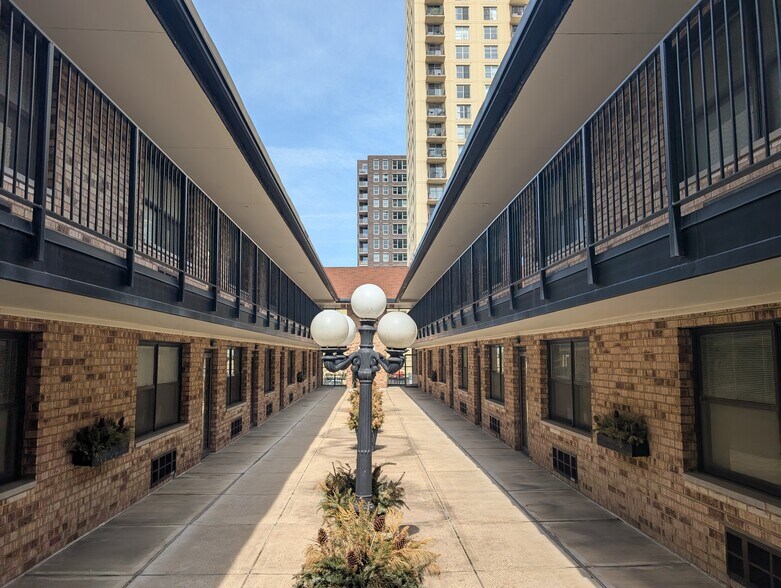 More Photos Of , Chicago Multifamily For Sale