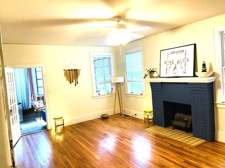 More Photos Of 710 Raleigh St, West Columbia Office For Lease