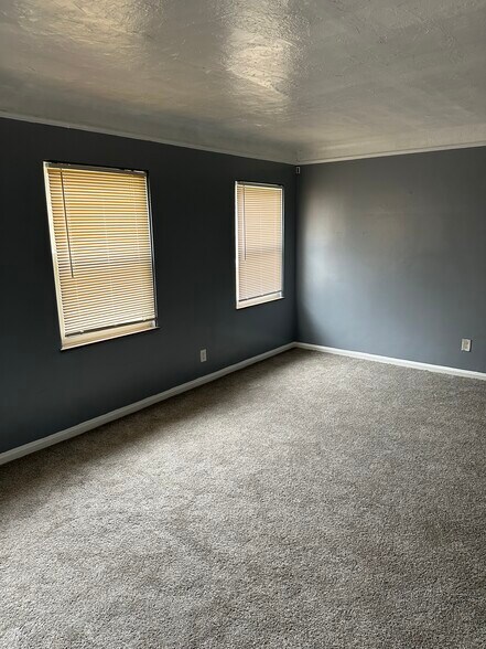 More Photos Of 2734 Noble Rd, Cleveland Heights Apartments For Sale