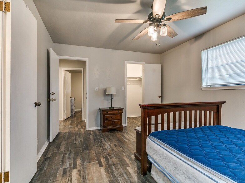 More Photos Of 5201 Washington Blvd, Spencer Land For Sale