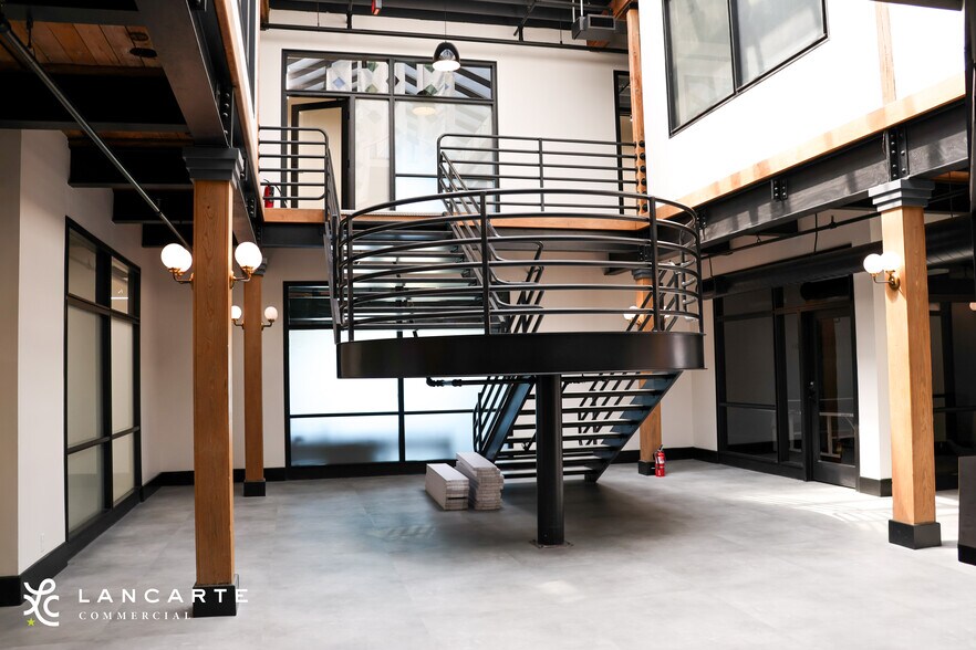 More Photos Of 2100 N Main St, Fort Worth Unknown For Lease