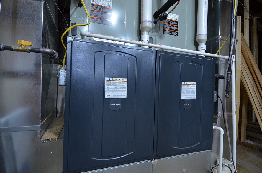 More Photos Of 818 N Shabbona St, Streator Restaurant For Sale