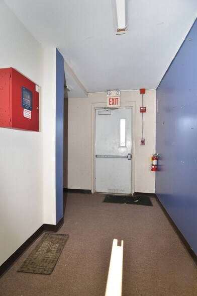 More Photos Of 862 Charles St, Providence Medical For Sale