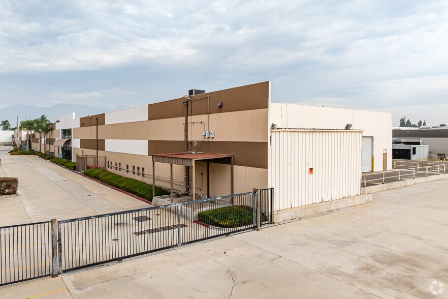 More Photos Of 5780 Soestern Ct, Chino Manufacturing For Lease