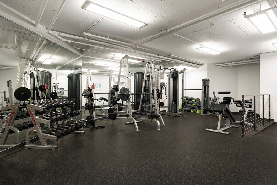 More Photos Of 900 S 2nd Ave, Minneapolis Unknown For Sale