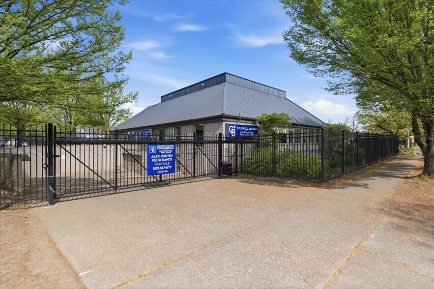 More Photos Of 235 Union St NE, Salem Office For Sale