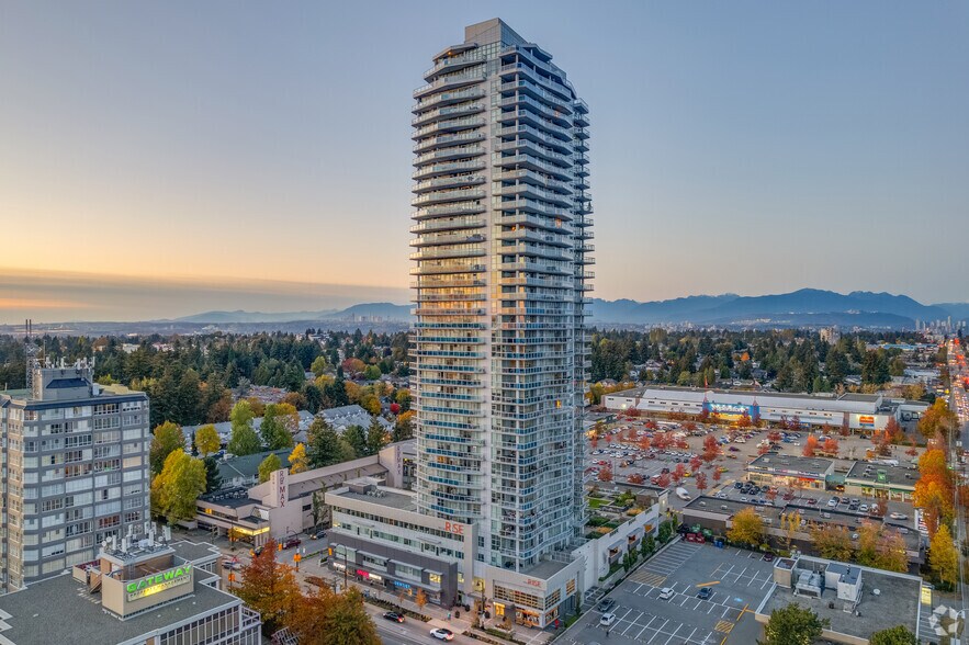 Primary Photo Of 11957 80 Av, Delta Apartments For Sale