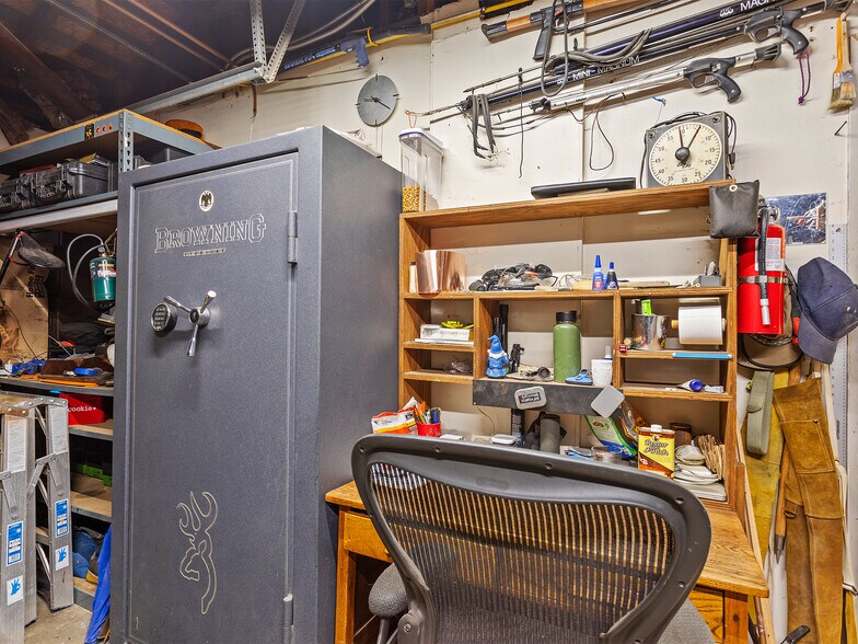 More Photos Of 331 Allen Ave, Glendale Multifamily For Sale