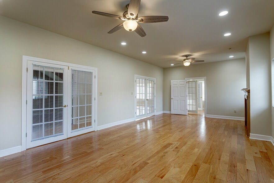 More Photos Of 120 31st Ave N, Nashville Office For Lease