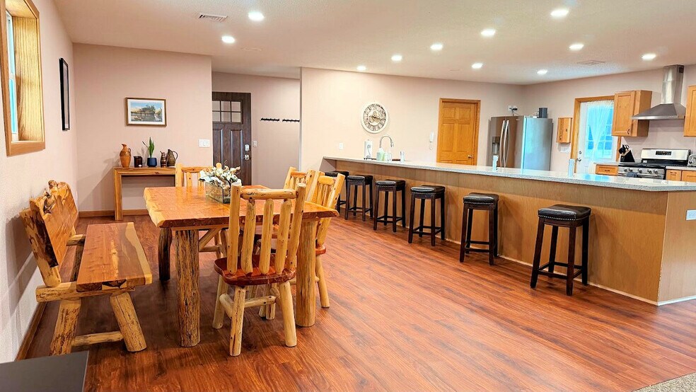 More Photos Of 3884 S Gillette Dr, Wisconsin Dells Lodge Meeting Hall For Sale