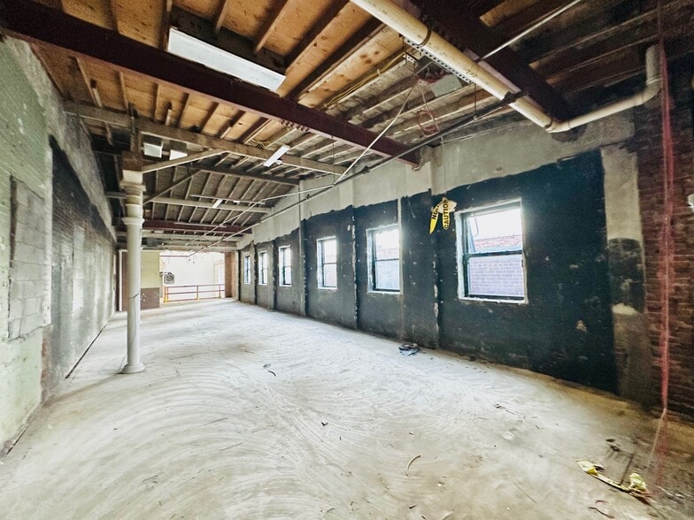More Photos Of 258 Atlantic St, Stamford Office For Sale