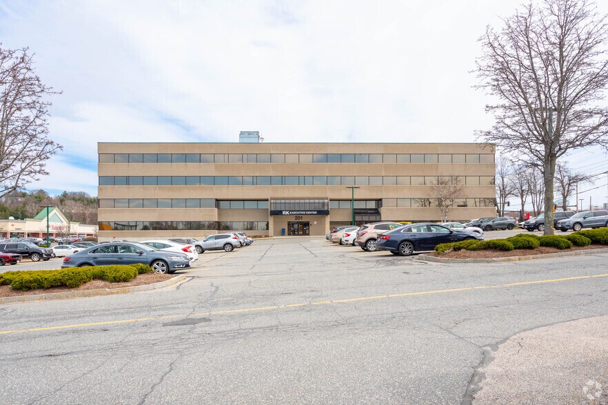 More Photos Of 201 Boston Post Rd W, Marlborough Medical For Lease