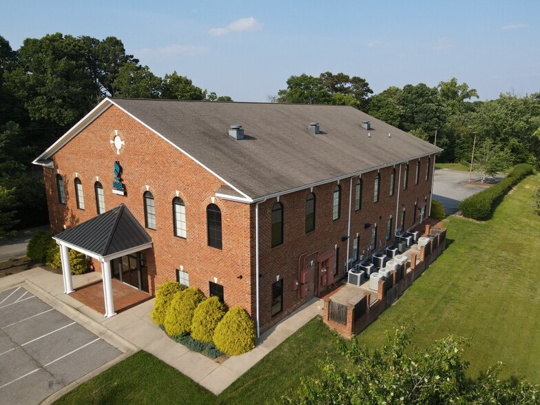 More Photos Of 1617 S Hwy 66, Kernersville Office For Sale