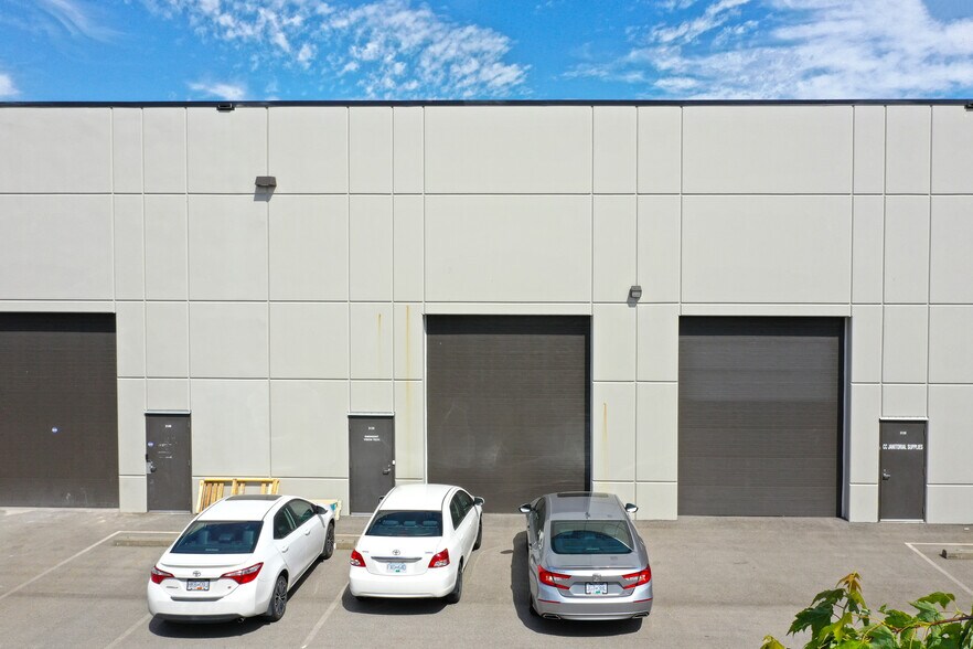 More Photos Of 580 Nicola Ave, Port Coquitlam Warehouse For Lease