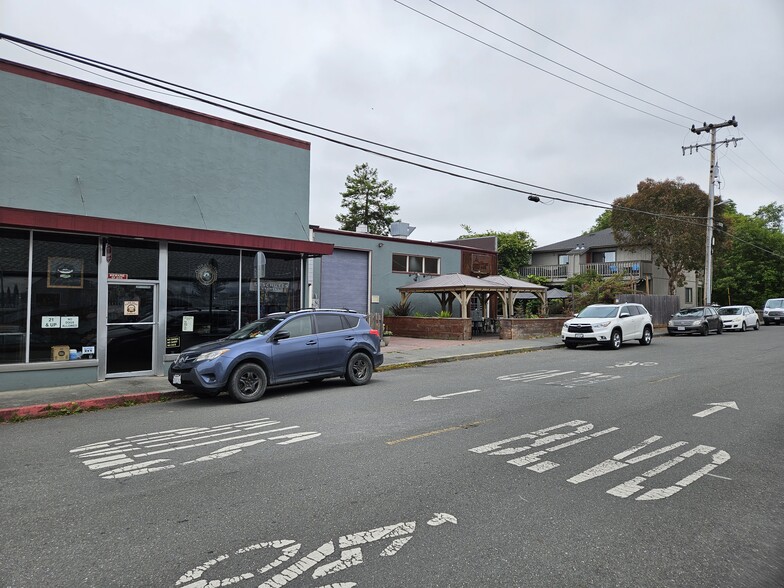 Primary Photo Of 815 J St, Arcata Restaurant For Sale