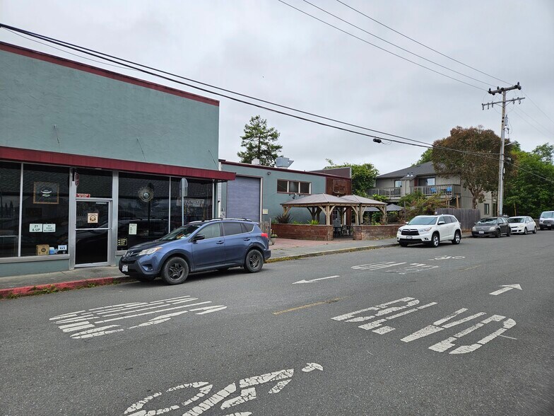 More Photos Of 815 J St, Arcata Restaurant For Sale