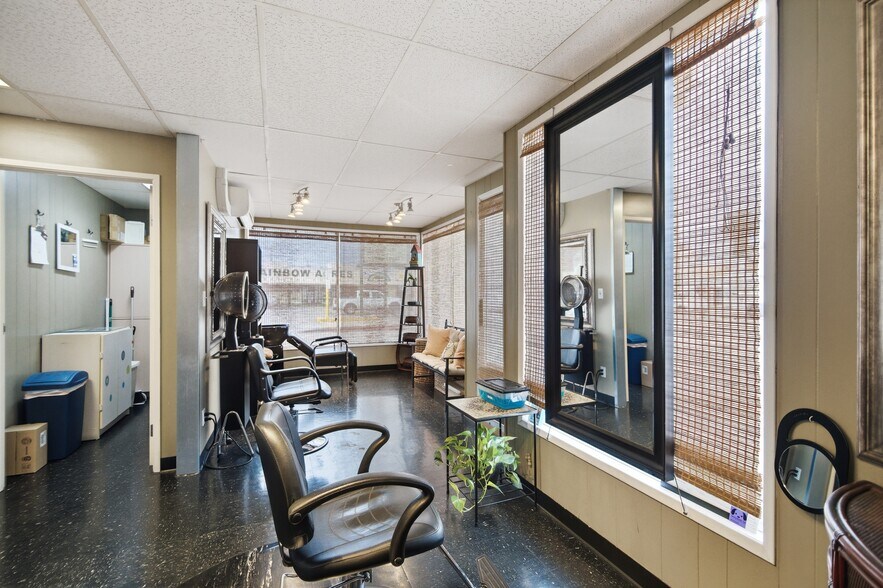 More Photos Of 13122 W Washington Blvd, Los Angeles Freestanding For Sale