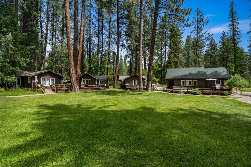 More Photos Of 13375 SW Forest Service Rd, Camp Sherman Hotel For Sale
