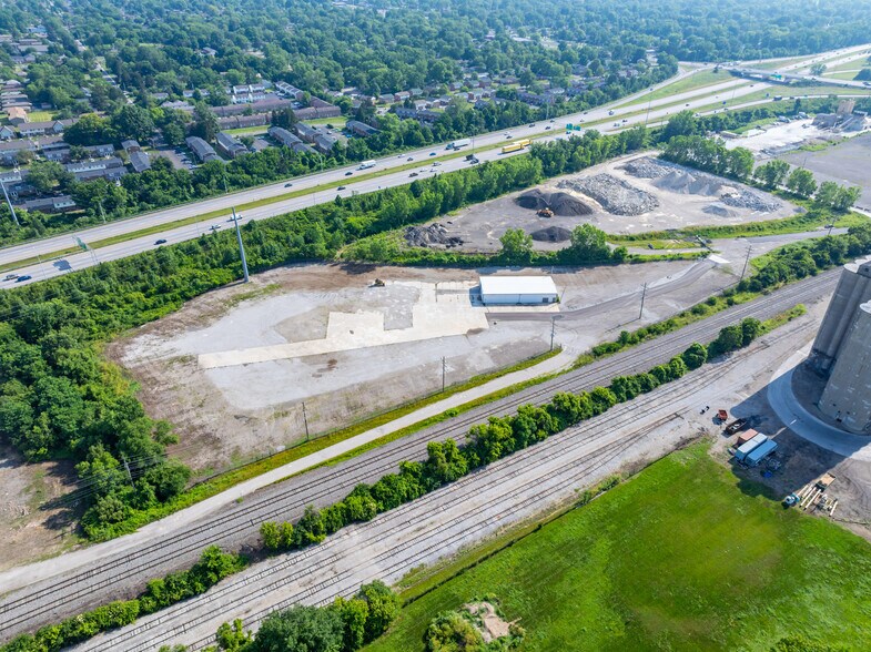 More Photos Of 4100 Truro Station Service Rd, Columbus Manufacturing For Sale