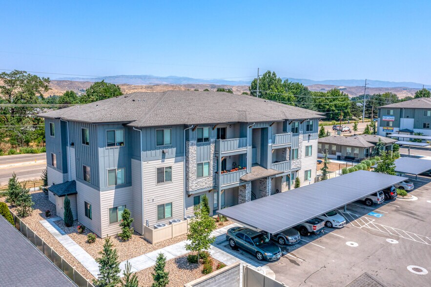 Primary Photo Of 3126 E. Victory Rd, Nampa Apartments For Sale