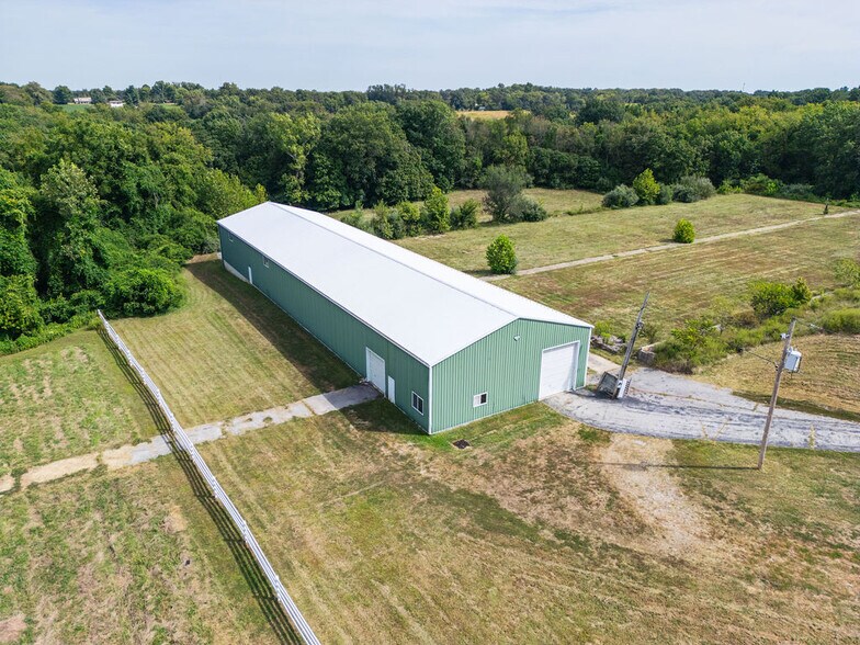 More Photos Of 3804 Stanka Ln, Godfrey Land For Lease