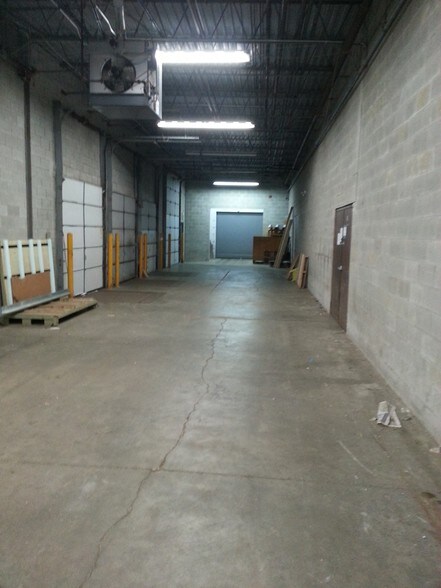 More Photos Of 28457 Ballard Dr, Lake Forest Light Manufacturing For Lease