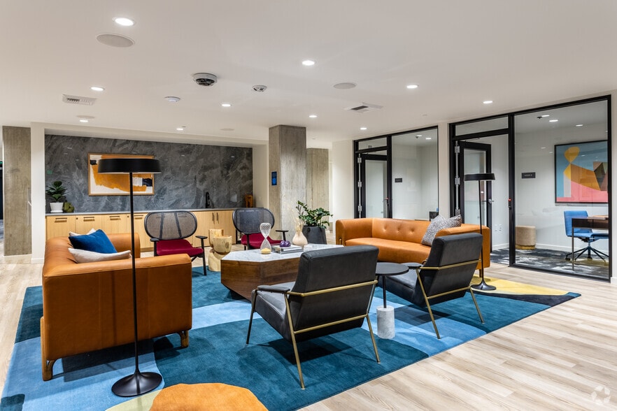 More Photos Of 1725 SW Salmon St, Portland Apartments For Lease