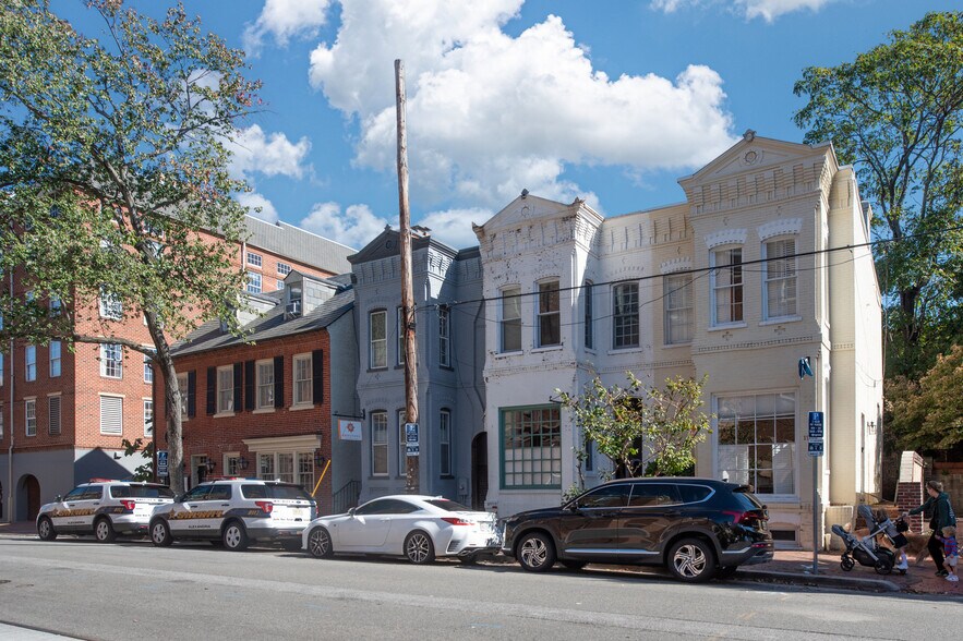 More Photos Of 110 S Pitt St, Alexandria Storefront Retail Residential For Sale