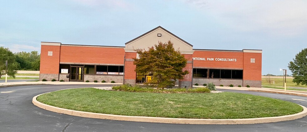 More Photos Of 3 Professional Dr, Alton Office For Lease