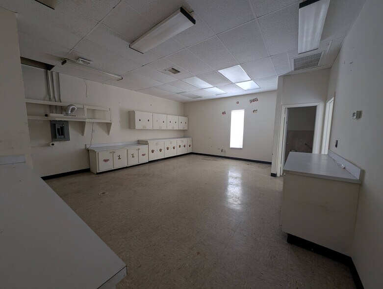 More Photos Of 812 N 7th St, Fort Pierce Medical For Lease