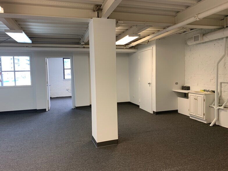 More Photos Of 1410-1440 N Kingsbury St, Chicago Manufacturing For Lease