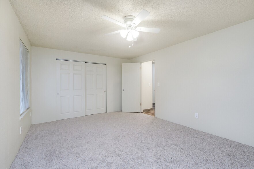 More Photos Of 11349 SW Greenburg Rd, Portland Apartments For Sale