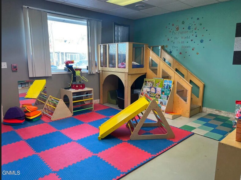 More Photos Of 214 6th Ave NE, Jamestown General Retail For Sale