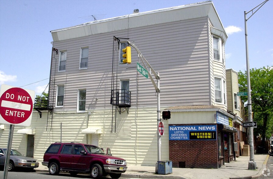 475 West Side Ave, Jersey City, NJ 07304 Freestanding For Sale