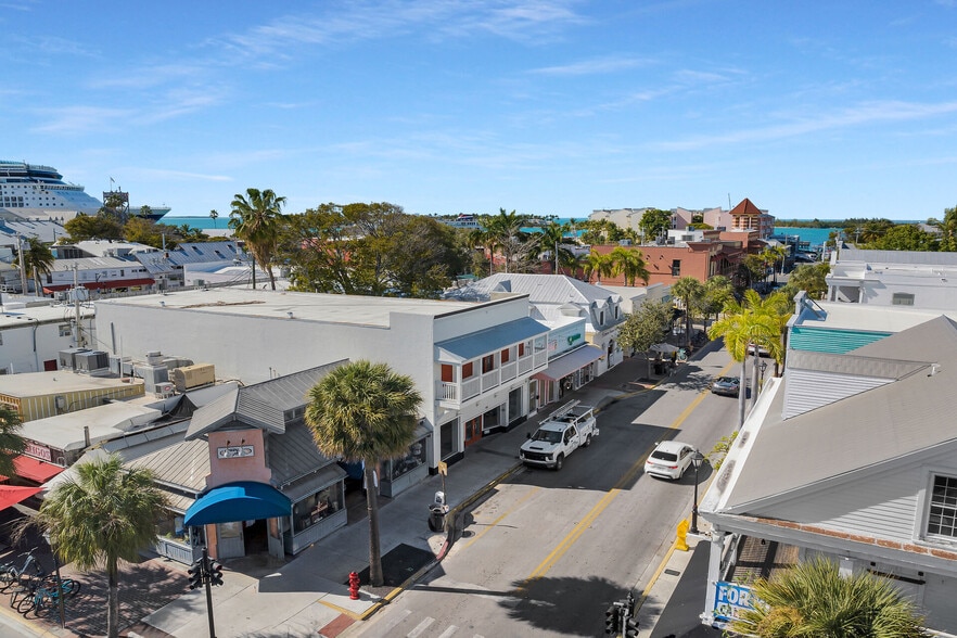 More Photos Of 132 Duval St, Key West Restaurant For Lease