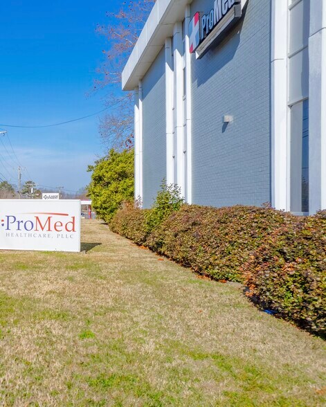 More Photos Of 812 W Innes St, Salisbury Medical For Sale